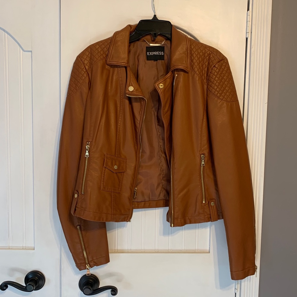 Never worn